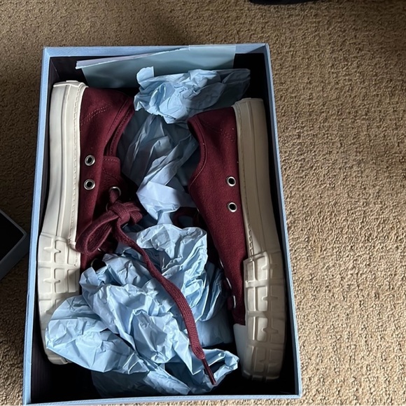 Prada Canvas Sneakers with logo - Picture 7 of 7